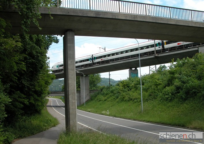 Brücke über die Lenzburgerstrasse in Othmarsingen